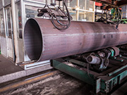 Métodos de inspeção e discussão do processo de soldas de tubos de aço