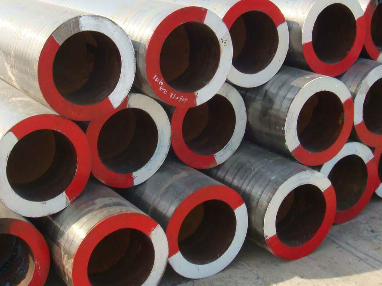 Application of medium and low pressure steam boiler pipe