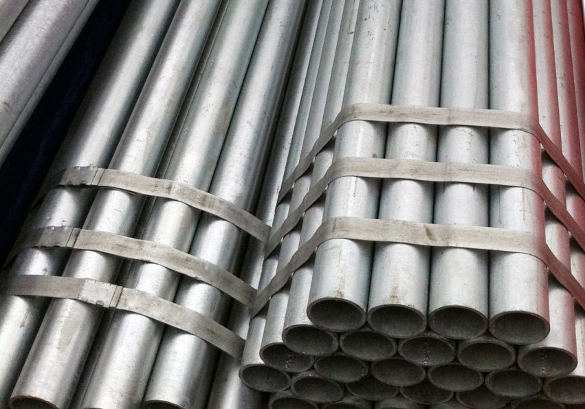 What should be paid attention to when welding galvanized steel pipe