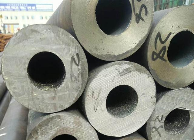 How to choose GB9948 seamless steel pipe