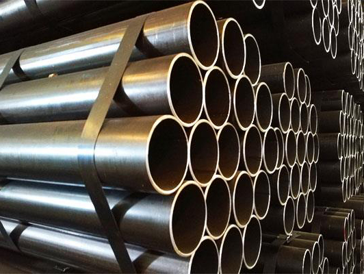 The reason for the misalignment of the head or tail of the steel pipe