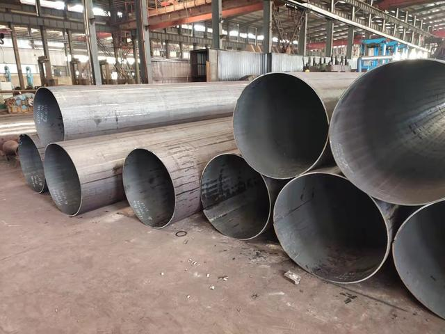 Large diameter thick wall steel pipe