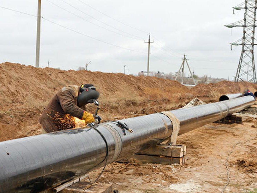 Preparation for trenchless repair of pipelines