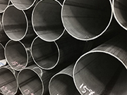 What are the causes of corrosion in stainless steel welded pipes